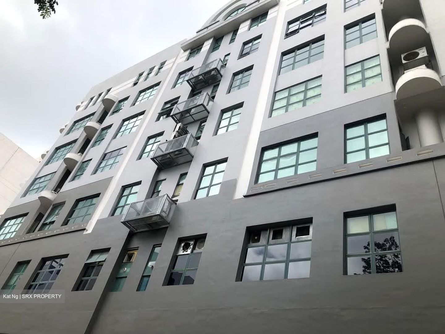 Tannery House (D13), Warehouse #573452311